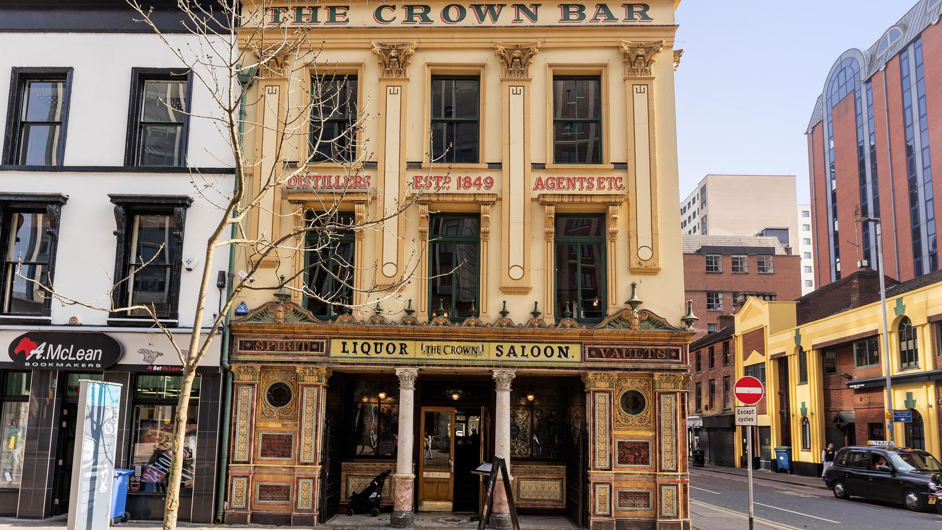 The Crown Pub in Belfast